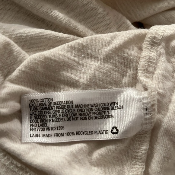 UNIVERSAL THREAD Women’s Mama Tee Size Small - Picture 4 of 4